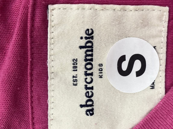 ABERCROMBIE GRAPHIC T SHIRT FUCHSIA WOMEN PRE OWNED S