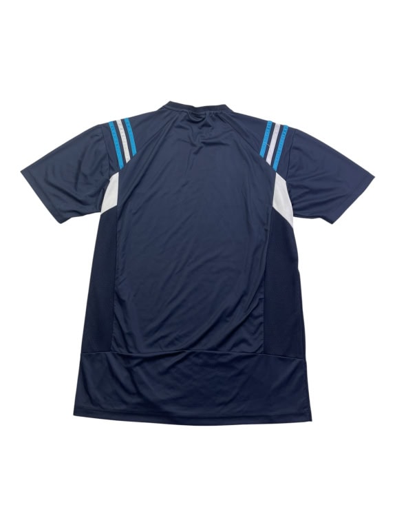 ADIDAS ΑΘΛΗΤΙΚΟ ΜΠΛΟΥΖΑΚΙ PERFORMANCE ΛΟΓΟΤΥΠΟ ΜΠΛΕ ΣΚΟΥΡΟ ΑΝΔΡΙΚΟ XXL