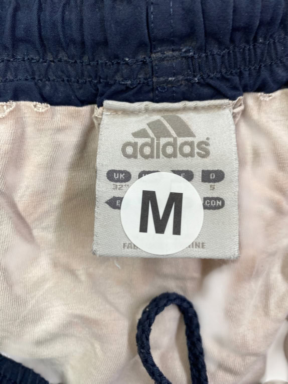 Pantaloncini sportivi adidas vintage performance con logo ricamato blu scuro da uomo M