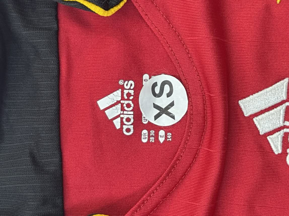 ADIDAS MAGLIA CALCIO RETRO ROSSO NERO UOMO PRE OWNED XS