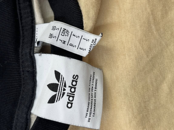 ADIDAS GRAPHIC TEE RETRO BEIGE MEN PRE OWNED S