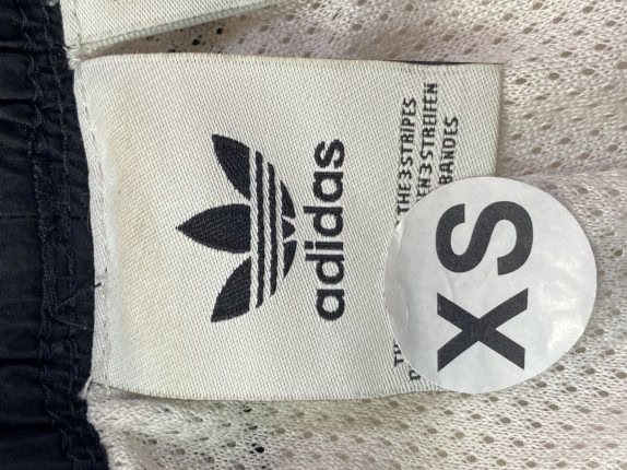 ADIDAS SHORTS ATHLETIC NAVY ΚΑΙ ΛΕΥΚΟ ΑΝΤΡΙΚΟ PRE OWNED XS