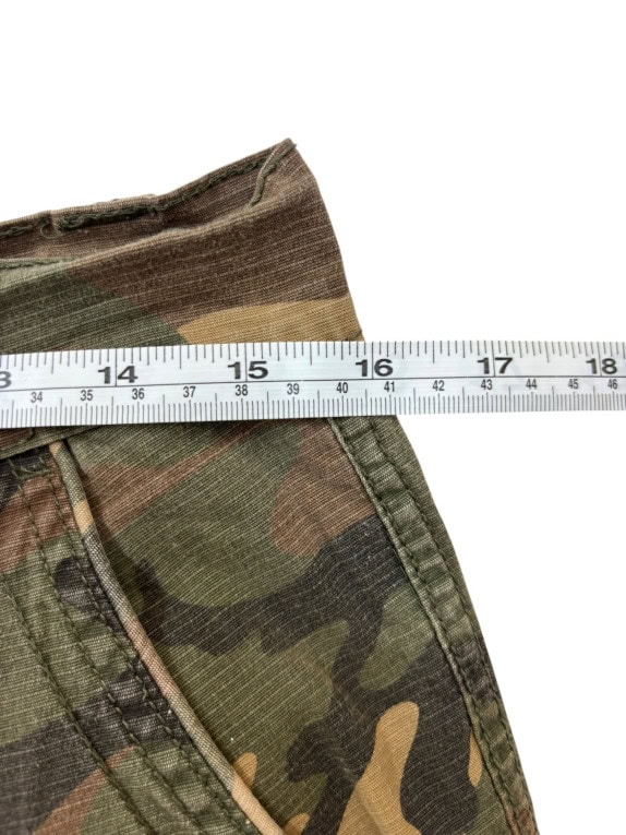 AIRWALK CARGO SHORTS CAMO ARMY GREEN MEN PRE OWNED M