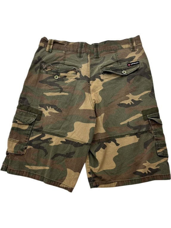 AIRWALK CARGO SHORTS CAMO ARMY GREEN MEN PRE OWNED M