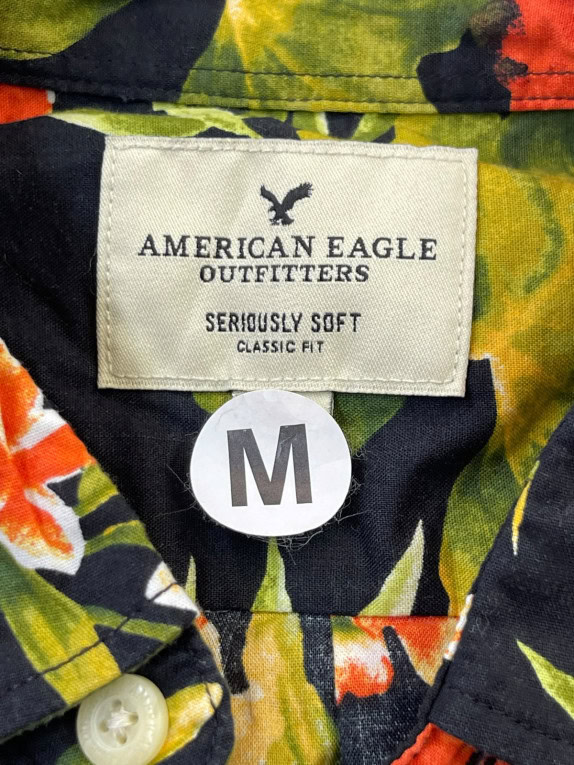 AMERICAN EAGLE SHIRT FLORAL BLACK MENS PRE OWNED M