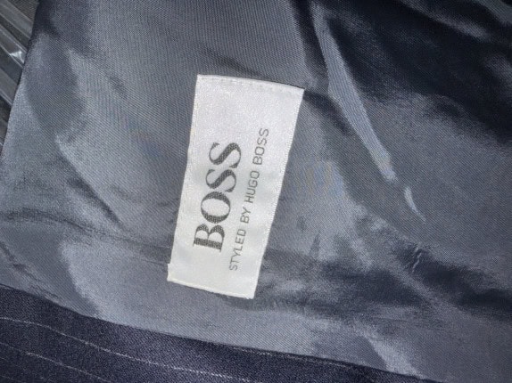 HUGO BOSS ΣΑΚΑΚΙ ΡΙΓΕ ΚΛΑΣΙΚΟ ΜΠΛΕ ΑΝΤΡΙΚΟ PRE OWNED L