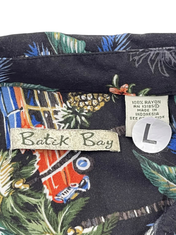 BATTCK BAY HAWAIIAN SHIRT TROPICAL BLACK MEN PRE OWNED L