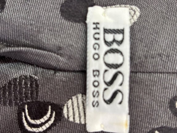 BOSS HUGO BOSS ΓΡΑΒΑΤΑ GRAPHIC ΜΑΥΡΗ ΑΝΤΡΙΚΟ PRE OWNED