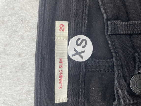 DIESEL JEANS SLIM FIT BLACK MEN PRE OWNED
