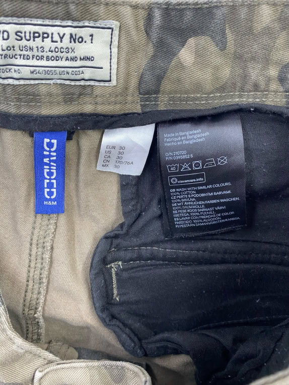 DIVIDED H&M Bermuda cargo military camo kaki da uomo M