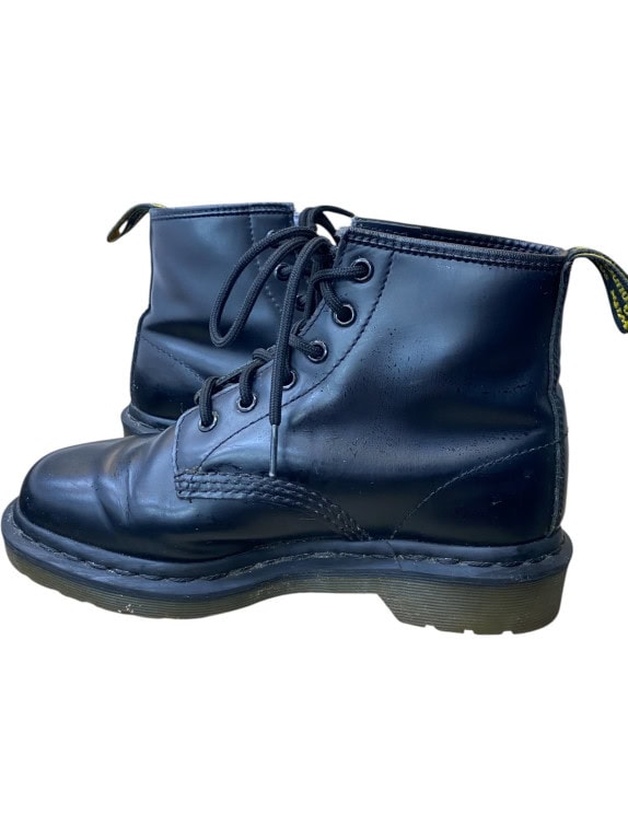 Dr. Martens 1460 Stivali di pelle neri unisex