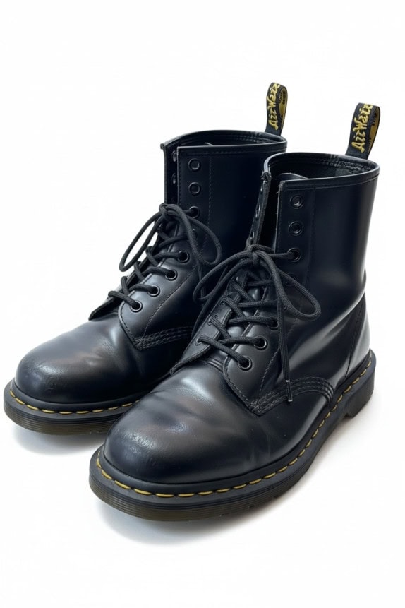 DR. MARTENS Δερμάτινα Μποτάκια Μαύρα 8 Τρύπες Unisex 38