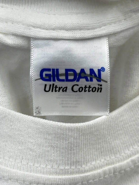 Gildan T-Shirt con logo bianco UNISEX