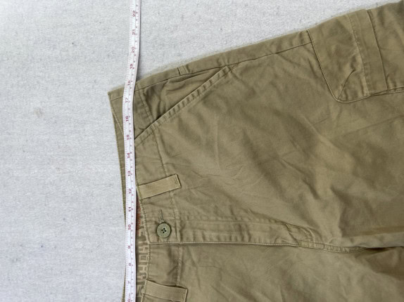 GRIPSWANY CARGO SHORTS UTILITY KHAKI MEN PRE OWNED L