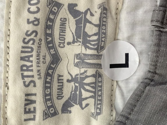 LEVI S CARGO SHORTS UTILITY GREY MENS PRE OWNED L
