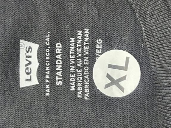 LEVI S T SHIRT MINIMAL NERO UOMO PRE OWNED XL
