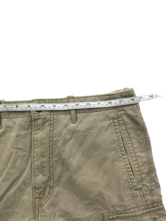 LEVIS BERMUDA CARGO UTILITY OLIVA UOMO PRE OWNED XL