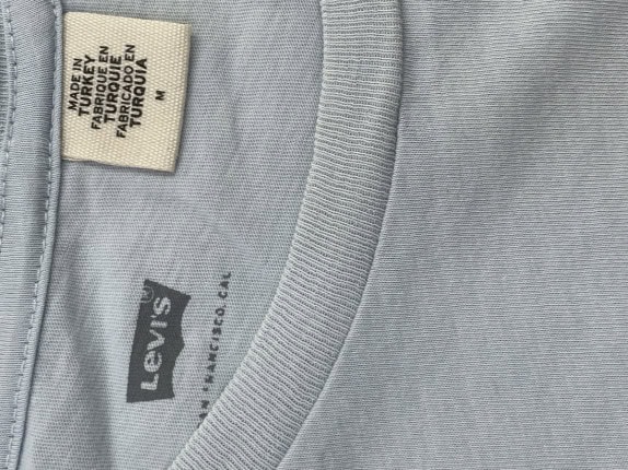 LEVIS ΓΥΝΑΙΚΕΙΟ T SHIRT GRAPHIC ΑΝΟΙΧΤΟ ΓΑΛΑΖΙΟ ΓΥΝΑΙΚΕΙΟ PRE OWNED M