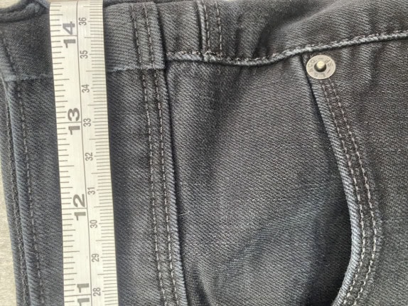 LEVIS JEANS REGULAR FIT BLACK WOMAN  PRE OWNED