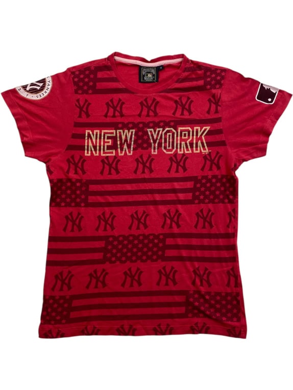 MAJESTIC COOPERSTOWN MLB NEW YORK YANKEES T-SHIRT CON STAMPA ALL-OVER ROSSO DA DONNA M