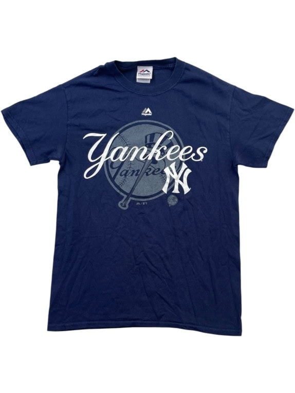 MAJESTIC YANKEES GRAPHIC TEE SPORTSWEAR NAVY MEN PRE OWNED