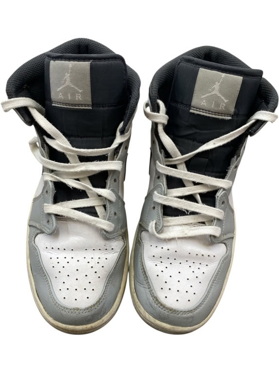Nike Air Jordan 1 Mid Ανδρικά Sneakers Γκρι/Λευκά EU 40.5