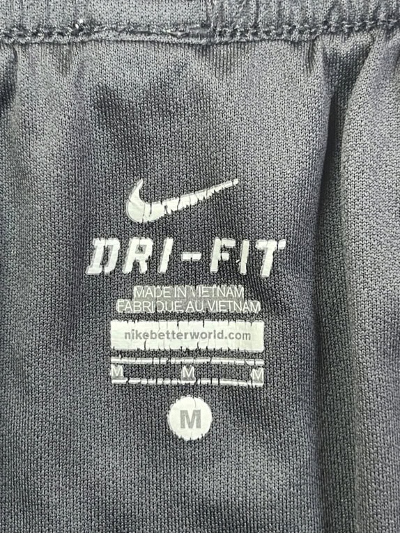 NIKE SHORTS SPORTIVI SPORTSWEAR NERO UOMO PRE OWNED M