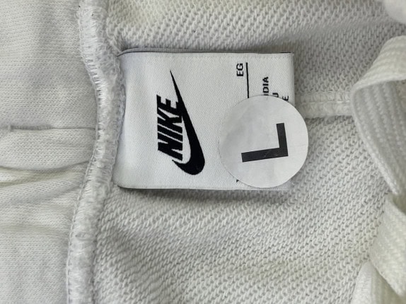 NIKE BERMUDA SPORTSWEAR WHITE MALE PRE OWNED L