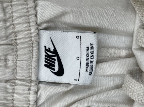 NIKE CARGO SHORTS MINIMAL CREAM MALE PRE OWNED L