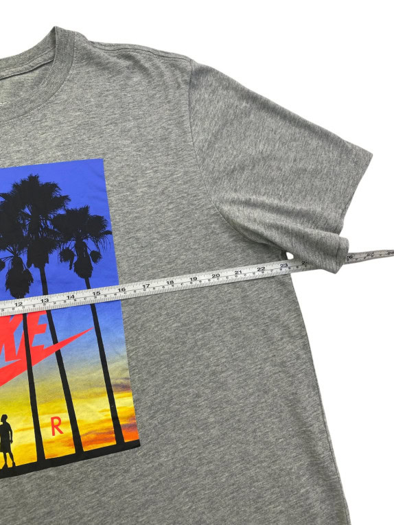 NIKE T SHIRT GRAPHIC RETRO GRIGIO UOMO PRE OWNED L