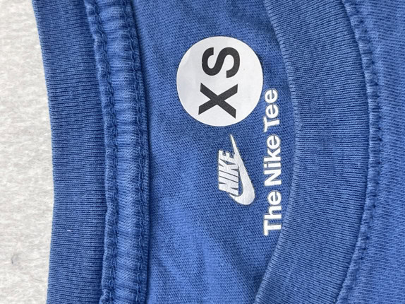 NIKE GRAPHIC TEE SPORTSWEAR BLUE MEN PRE OWNED XS