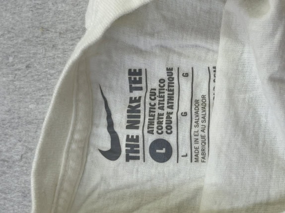 NIKE GRAPHIC TEE SPORTSWEAR WHITE UNISEX PRE OWNED L