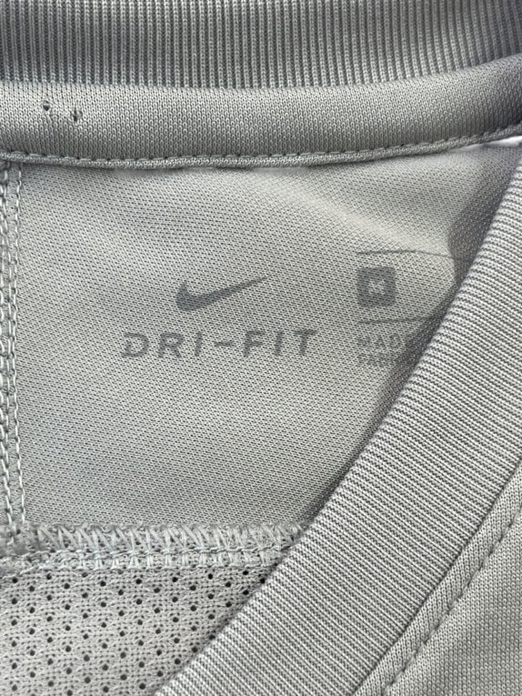 NIKE ΠΡΟΠΟΝΗΤΙΚΗ ΜΠΛΟΥΖΑ SPORTSWEAR ΓΚΡΙ ΠΕΤΡΑ ΑΝΤΡΙΚΟ PRE OWNED M