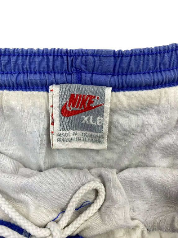 Nike Pantaloncino vintage con logo ricamato blu da uomo XL