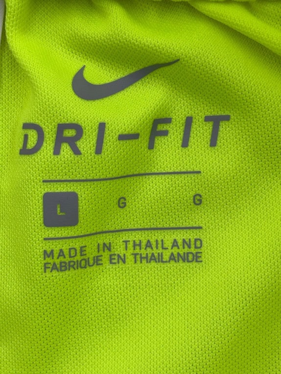 NIKE SPORTSWEAR SHORTS MINIMAL NEON GREEN MEN PRE OWNED L