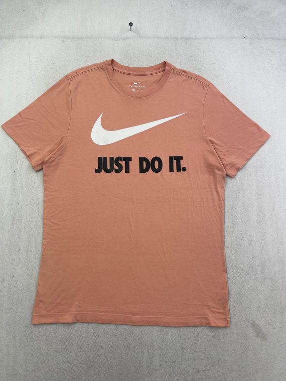 NIKE T-SHIRT 