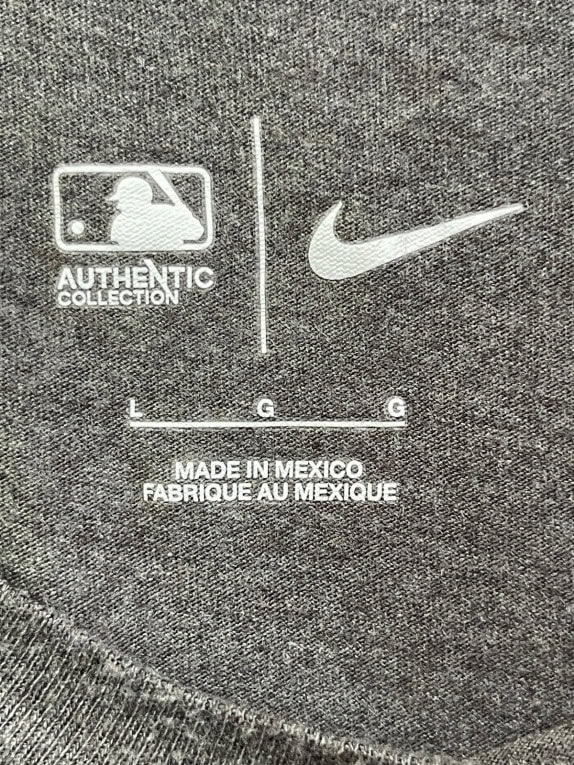 NIKE TEE GRAPHIC CHARCOAL MEN PRE OWNED L