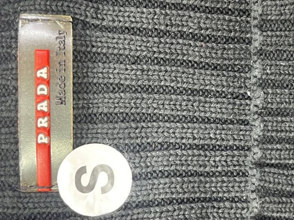 1990s PRADA ΠΛΕΚΤΗ ΜΠΛΟΥΖΑ RIBBED ΜΑΥΡΟ ΑΝΤΡΙΚΟ PRE OWNED S