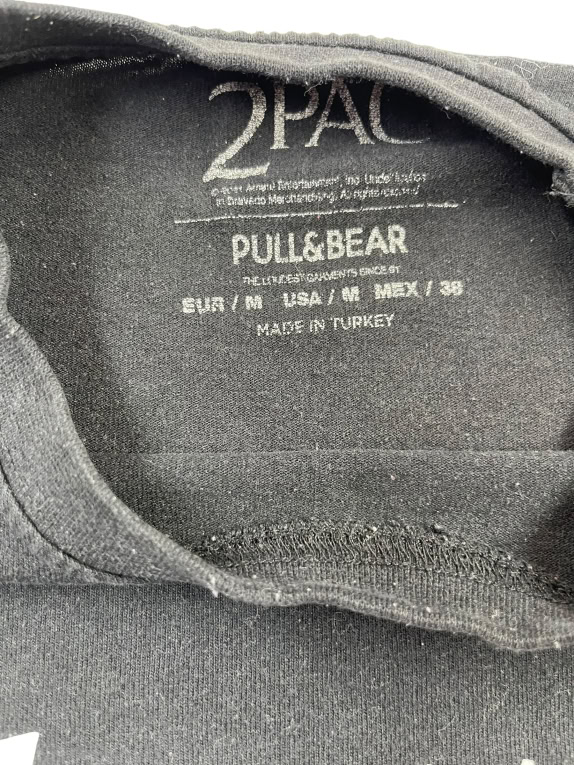 PULL&BEAR T-SHIRT 2PAC 