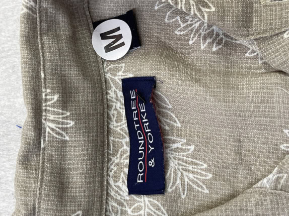 ROUNDTREE AND YORKE SHIRT BEIGE MENS PRE OWNED M