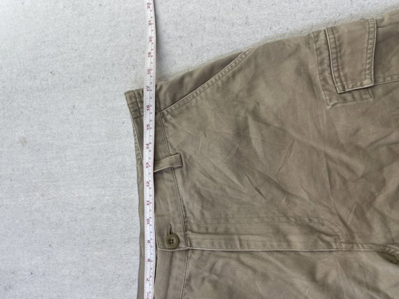 ROUNDTREE YORKE CARGO SHORTS MINIMAL BEIGE MALE PRE OWNED L