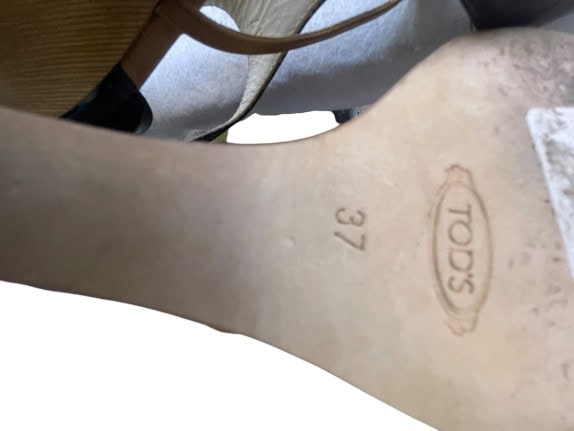 TODS ΠΕΔΙΛΑ CLASSIC ΜΑΥΡΟ ΓΥΝΑΙΚΕΙΟ PRE OWNED EU 37