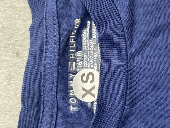 TOMMY HILFIGER LONG SLEEVE GRAPHIC BLUE MEN PRE OWNED XS