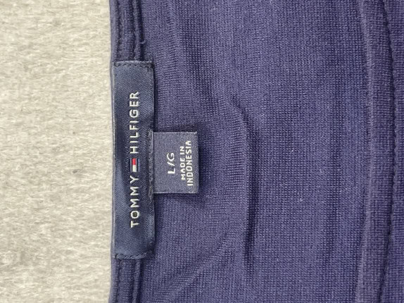 TOMMY HILFIGER STRIPED TOP NAVY WOMEN PRE OWNED L