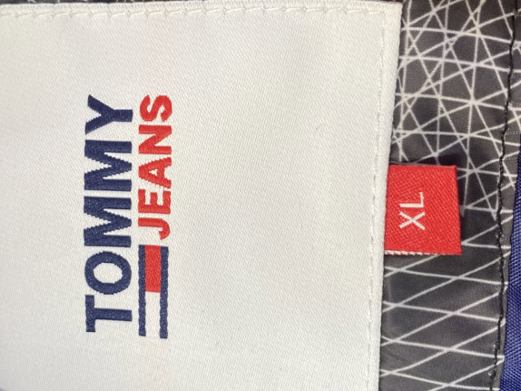 TOMMY JEANS PUFFER JACKET  GREY MEN PRE OWNED XL