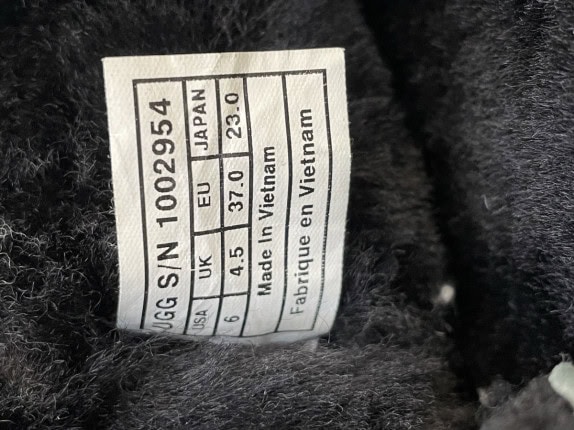 UGG BOOTS MINIMAL BROWN BLACK WOMEN PRE OWNED EU 37