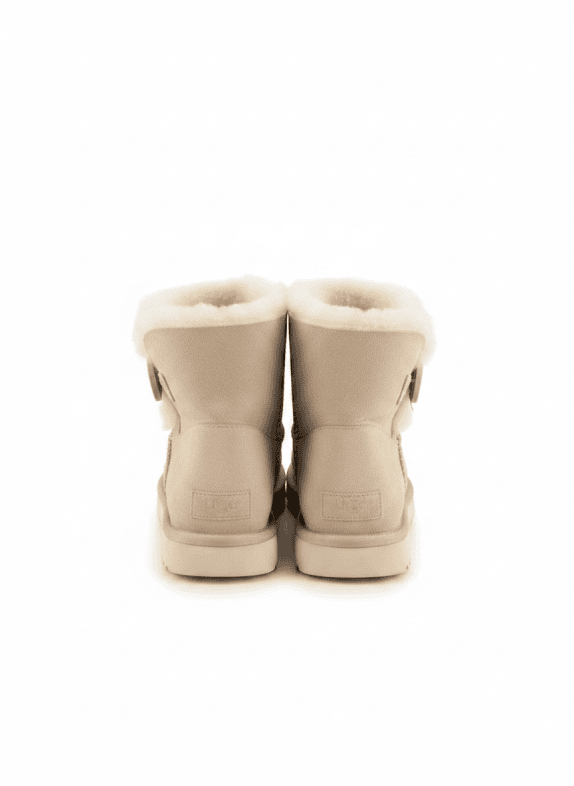 UGG BOOT CLASSIC BEIGE WOMEN PRE OWNED EU 37