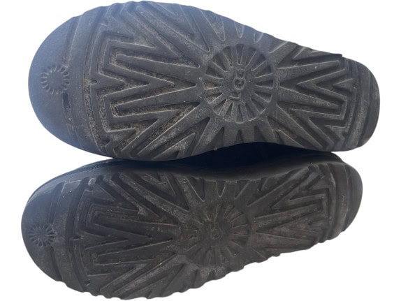 UGG ΜΠΟΤΑΚΙΑ MINIMAL ΜΑΥΡΟ UNISEX PRE OWNED EU36