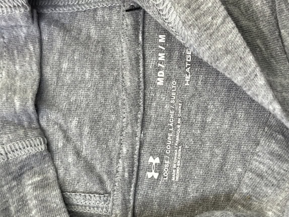 UNDER ARMOUR FELPA CON CAPPUCCIO MINIMAL GRIGIO UOMO PRE OWNED M