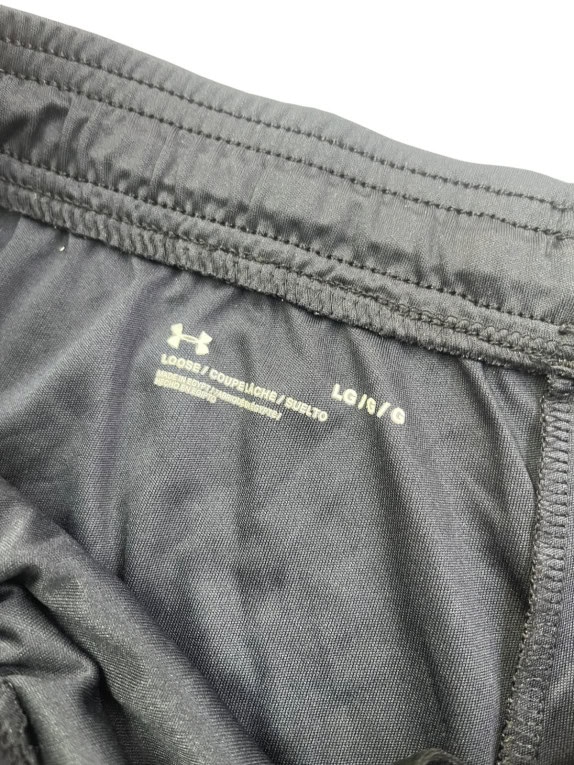 UNDER ARMOUR SHORTS GRAPHIC NERO UOMO PRE OWNED L